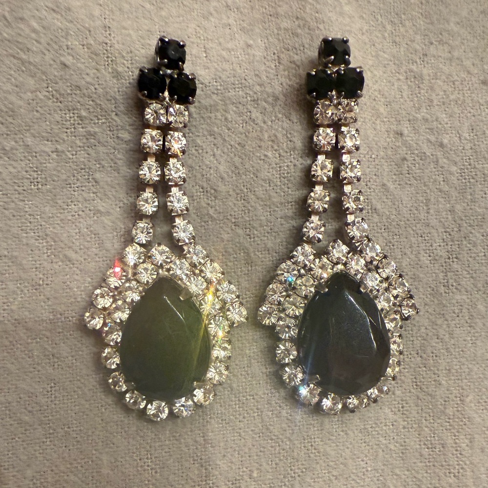 Vintage Elegant Black and Clear Rhinestone Drop Earrings